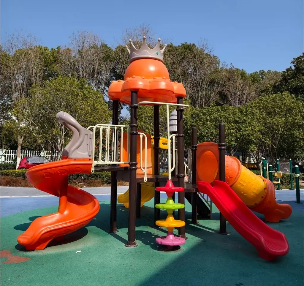 Kids Outdoor Play Slides: Design & Safety Trends