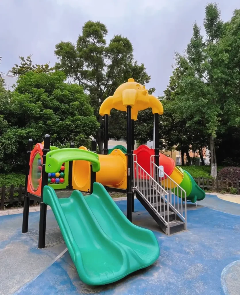 Outdoor Combined Kids Slide for Commercial Play Venues