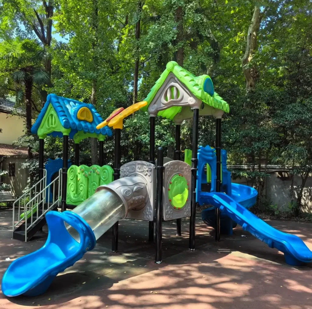 How to Select Profitable Outdoor Playground Structures for Commercial‑Use Venues?